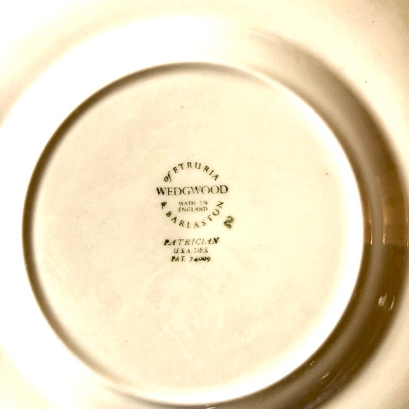 COPY - 8 Wedgewood Patrician plates - Picture 2 of 3